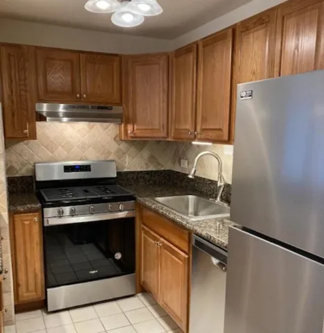$1,750 | 10408 Major Avenue, Unit 2S, Oak Lawn, IL 60453