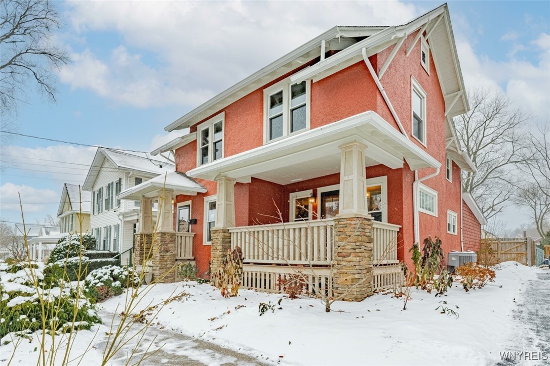 26 Maple Street Lockport City, NY 14094 - Photo 2 of 39