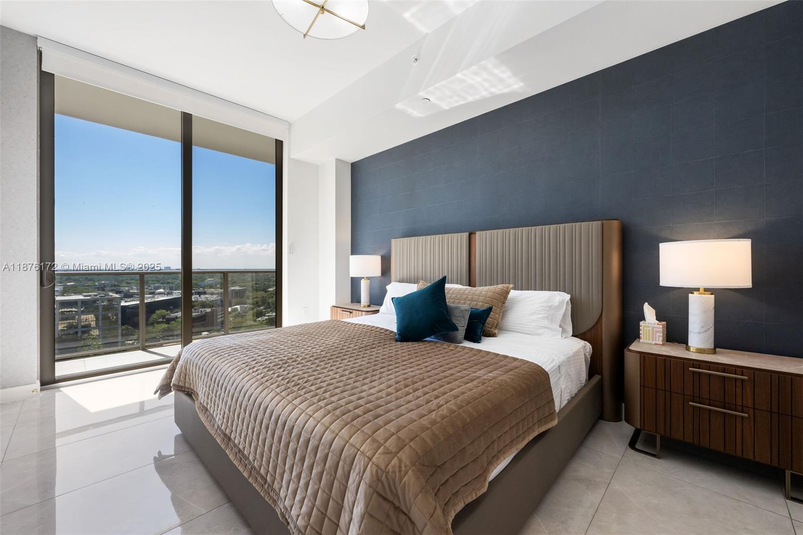 2678 Tigertail Avenue, Unit 1705 Miami, FL 33133 - Photo 14 of 71