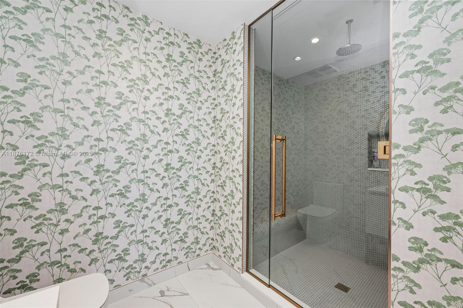 2678 Tigertail Avenue, Unit 1705 Miami, FL 33133 - Photo 18 of 71