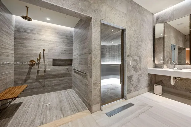 $1,850,000 | 2678 Tigertail Avenue, Unit 1705, Miami, FL 33133