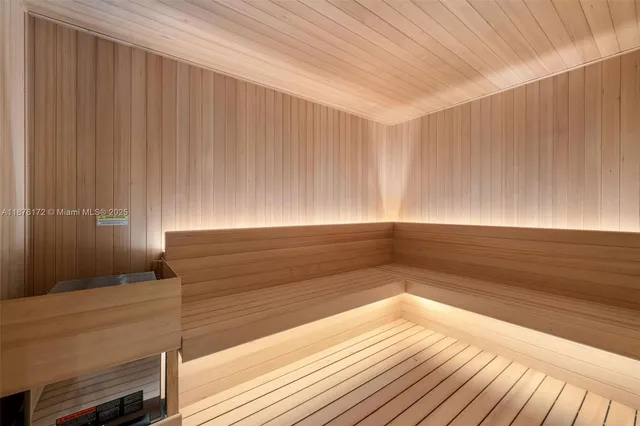 $1,850,000 | 2678 Tigertail Avenue, Unit 1705, Miami, FL 33133