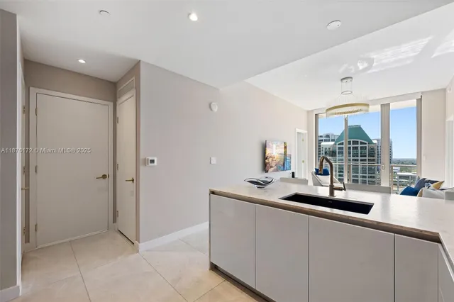 $1,850,000 | 2678 Tigertail Avenue, Unit 1705, Miami, FL 33133