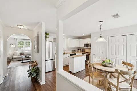 $319,900 | 2120 Lebanon Pike, Unit 2, Nashville, TN 37210