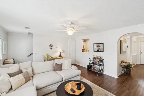 $319,900 | 2120 Lebanon Pike, Unit 2, Nashville, TN 37210