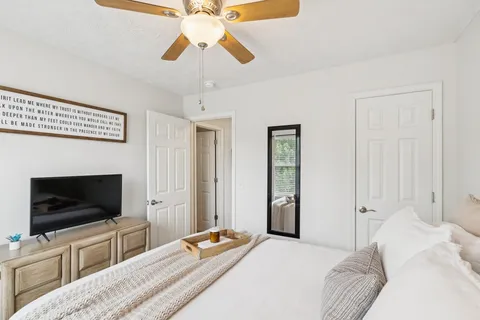 $319,900 | 2120 Lebanon Pike, Unit 2, Nashville, TN 37210