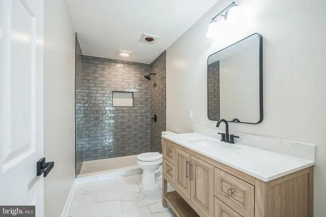 $474,984 | 83 Drawing Arm Lane, Martinsburg, WV 25403