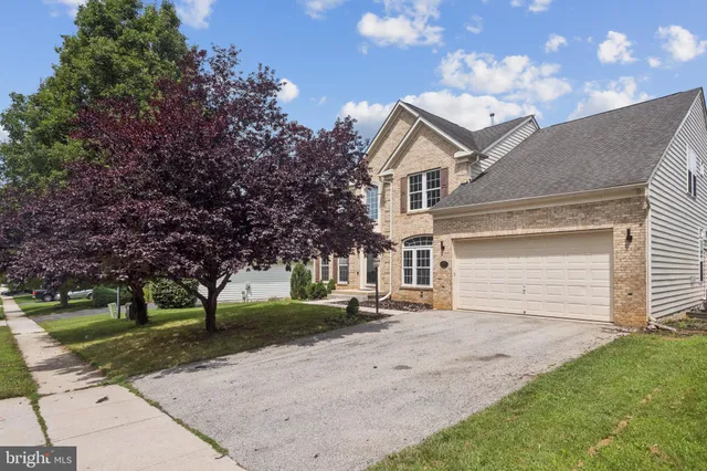 $474,984 | 83 Drawing Arm Lane, Martinsburg, WV 25403