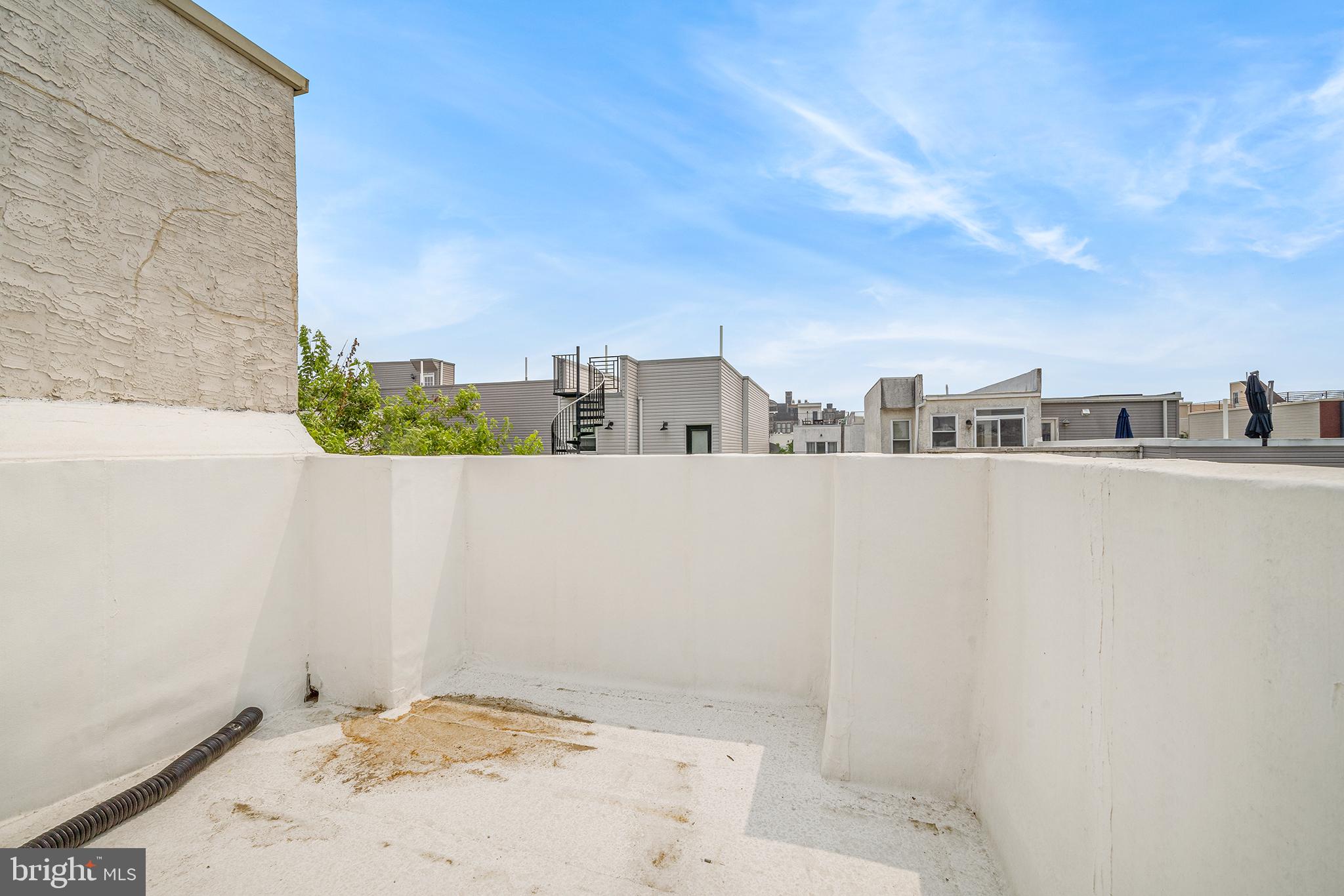 1904 Manton Street Philadelphia, PA 19146 - Photo 26 of 31 a view of balcony with furniture