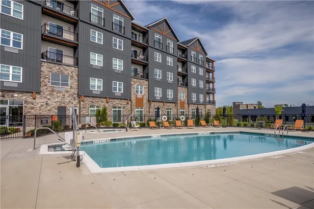 $625,000 | 205 Lakeshore Drive, Unit 516, Canandaigua City, NY 14424