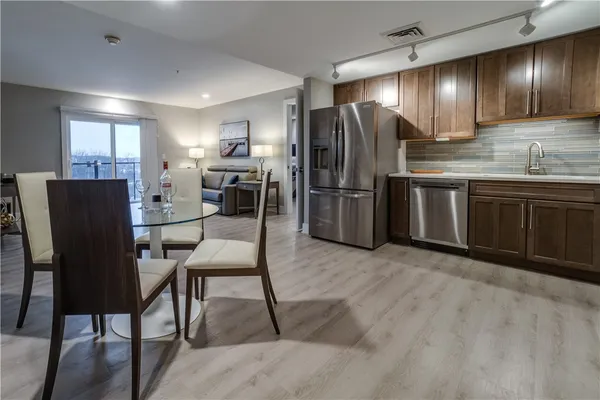 $625,000 | 205 Lakeshore Drive, Unit 516, Canandaigua City, NY 14424