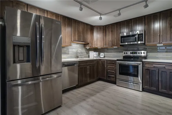 $625,000 | 205 Lakeshore Drive, Unit 516, Canandaigua City, NY 14424