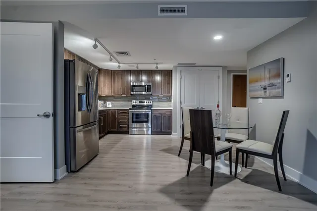 $625,000 | 205 Lakeshore Drive, Unit 516, Canandaigua City, NY 14424