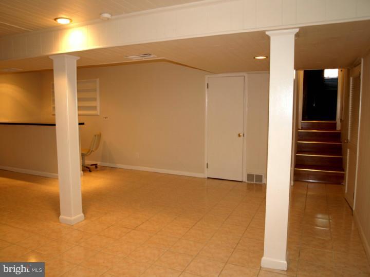 1211 Sandringham Road Bala Cynwyd, PA 19004 - Photo 20 of 25