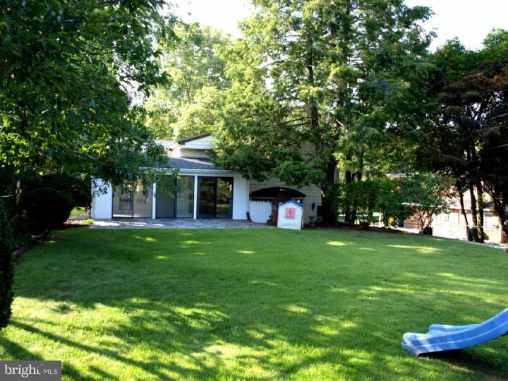 1211 Sandringham Road Bala Cynwyd, PA 19004 - Photo 9 of 25