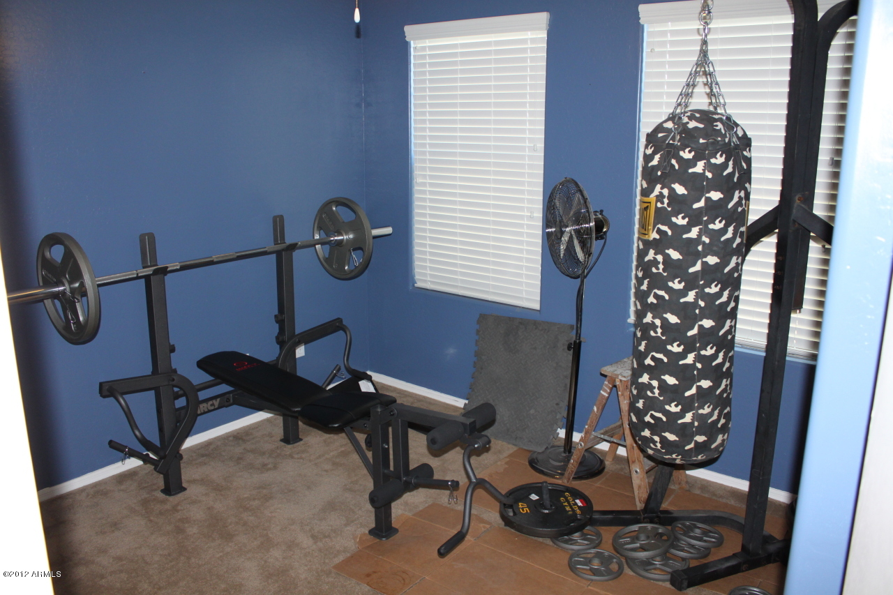 2425 West Apollo Road Phoenix, AZ 85041 - Photo 14 of 22 Third Bedroom