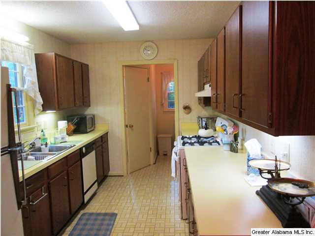 1131 Columbiana Road Birmingham, AL 35209 - Photo 9 of 30