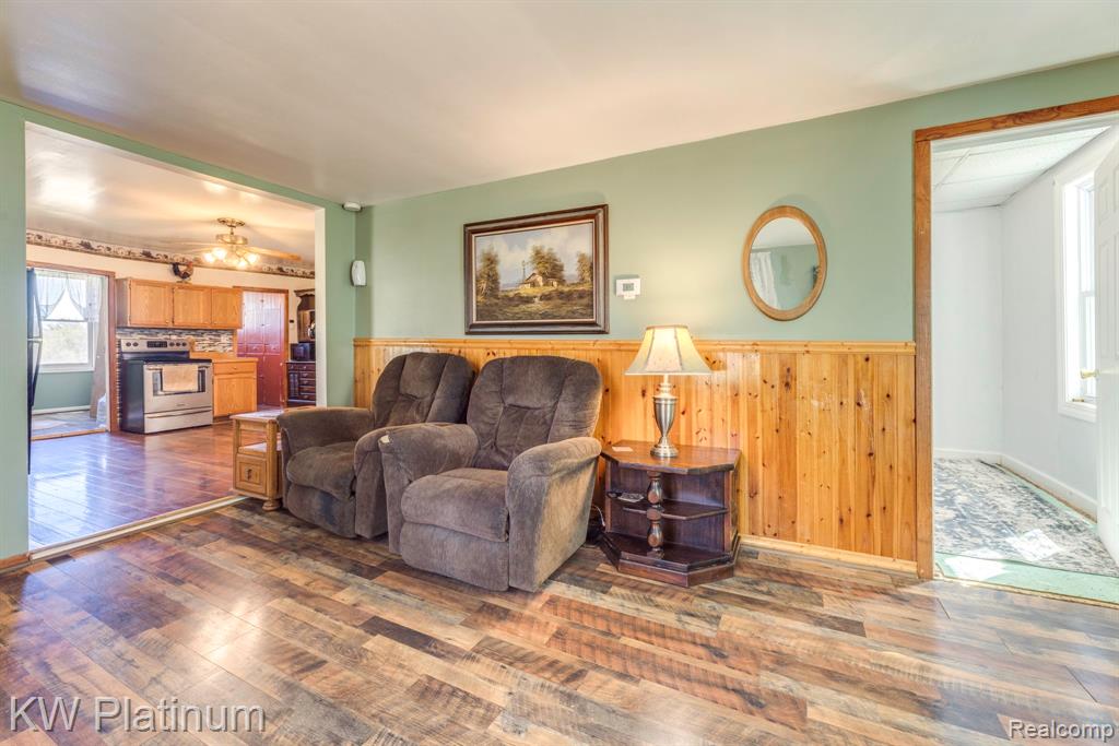 6674 Welch Road Yale, MI 48097 - Photo 7 of 25