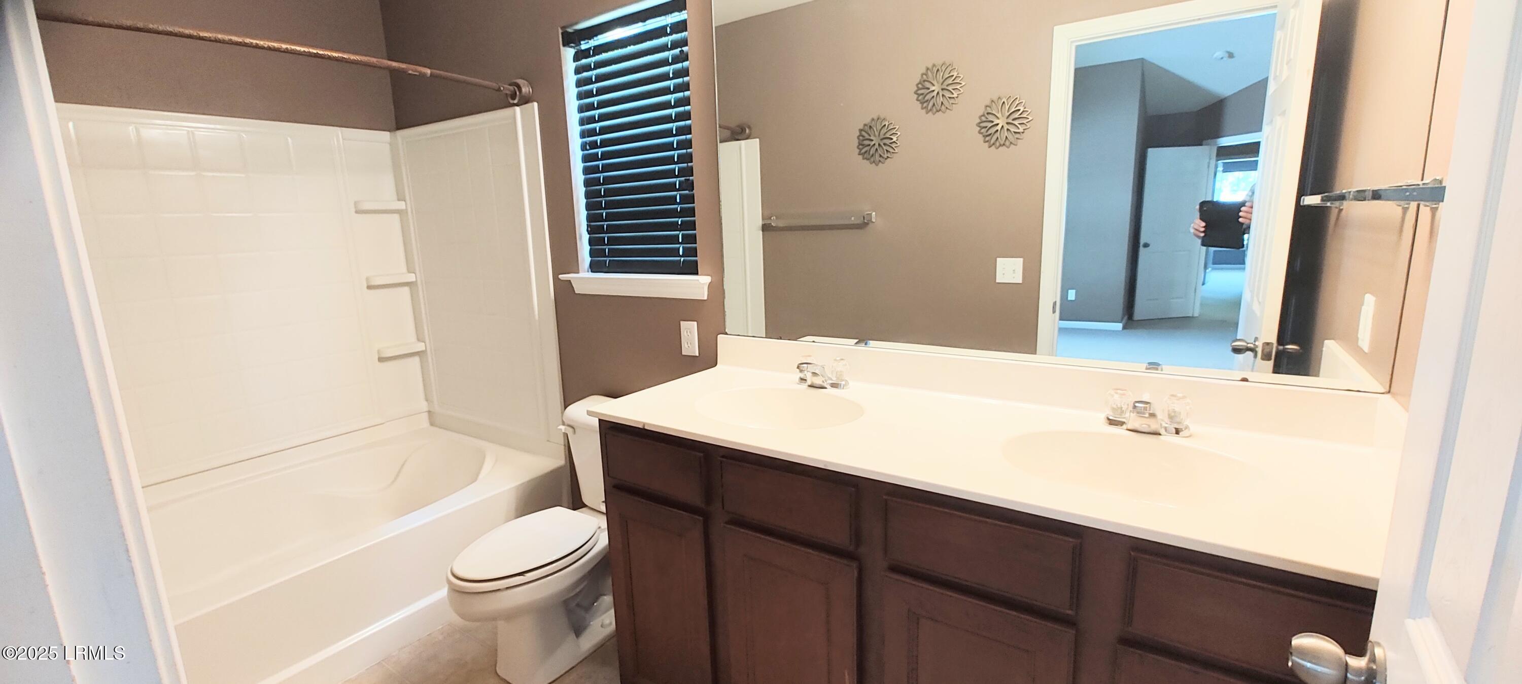 17 Harbison Place Beaufort, SC 29906 - Photo 33 of 39 IMG_20250702_103844449