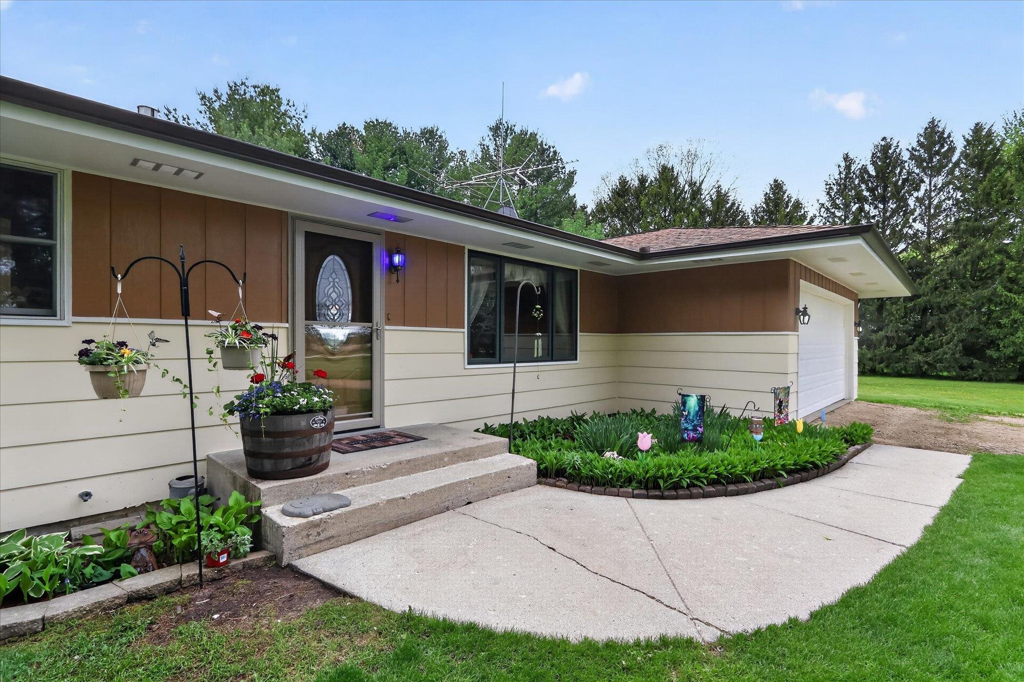 7724 Stephens Road Rockton, IL 61072 - Photo 6 of 43