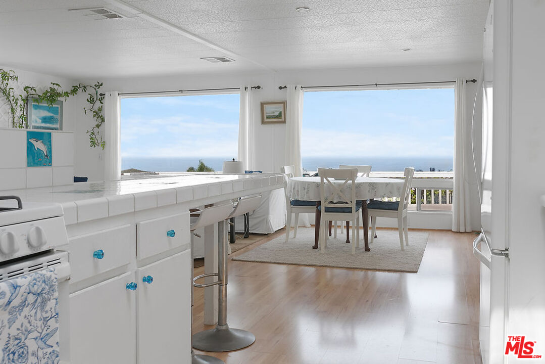 29500 Heathercliff Road, Unit 252 Malibu, CA 90265 - Photo 6 of 50