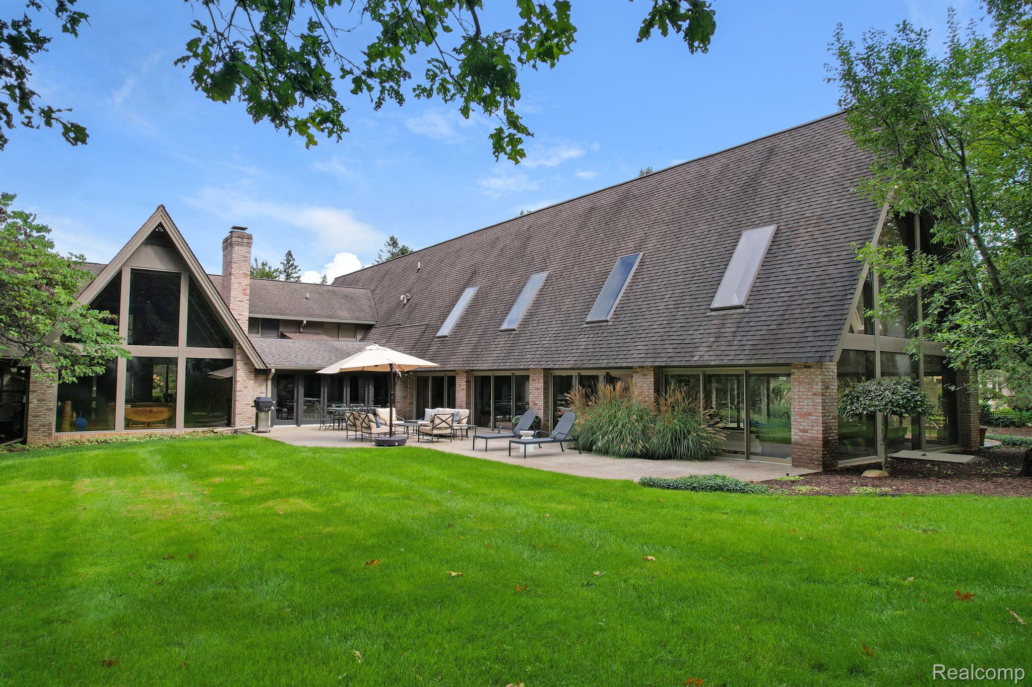 26025 Woodlore Road Franklin, MI 48025 - Photo 45 of 49 Gallery Image 45