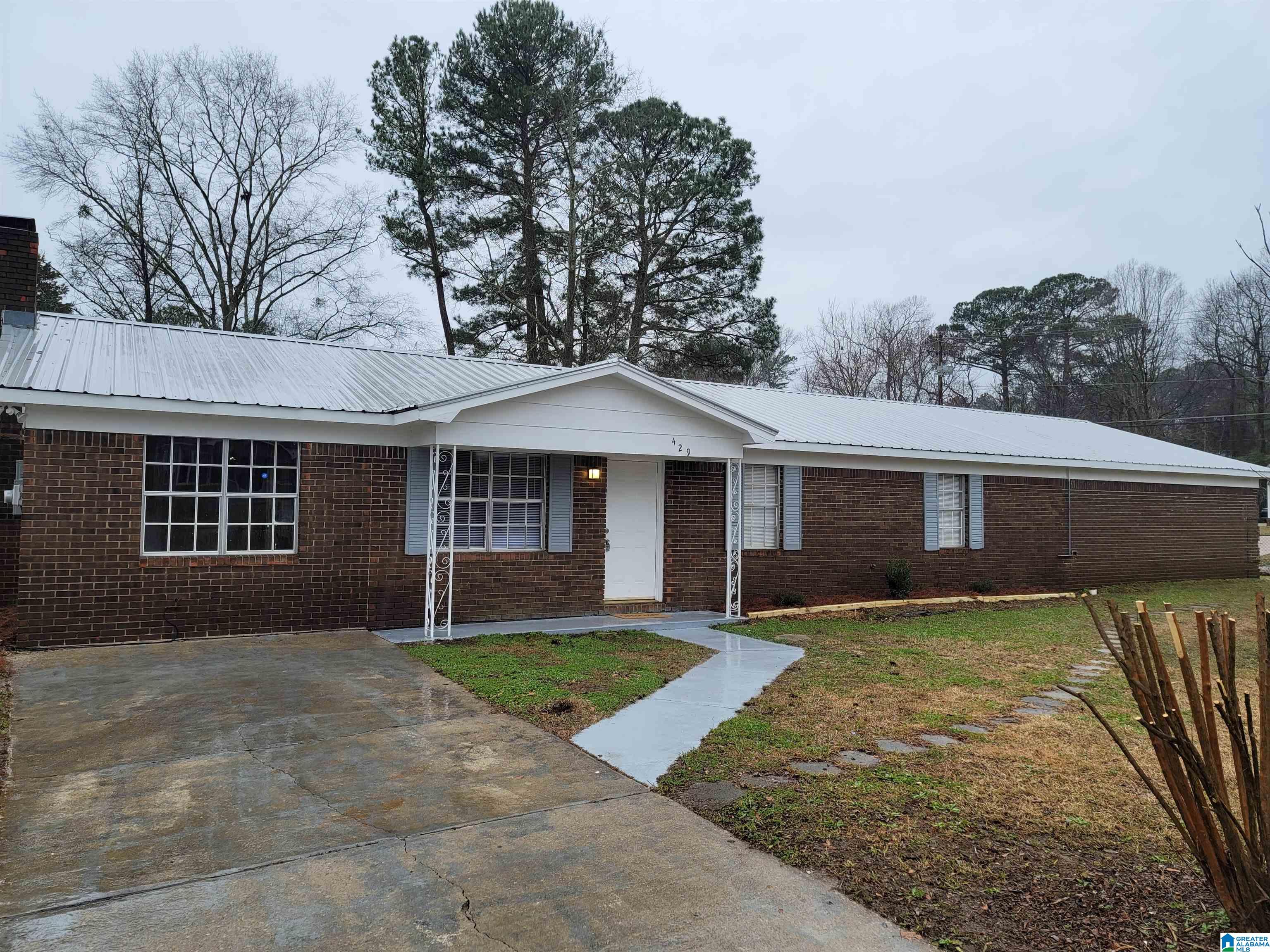 429 McKnight Street Bessemer, AL 35023 - Photo 2 of 28