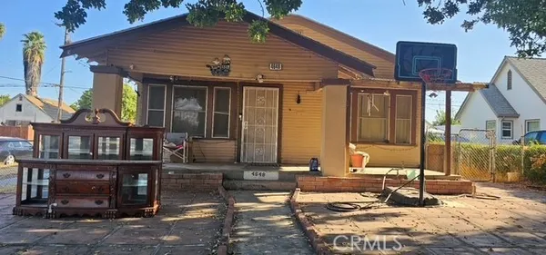 $215,000 | 4648 East Iowa Avenue, Fresno, CA 93702