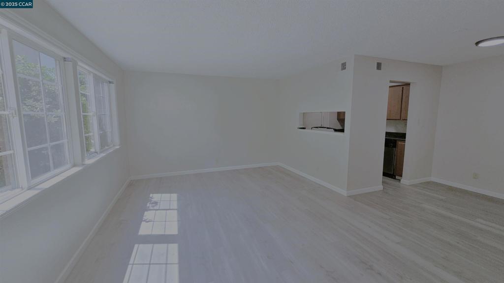 1446 Del Rio Circle Concord, CA 94518 - Photo 5 of 20