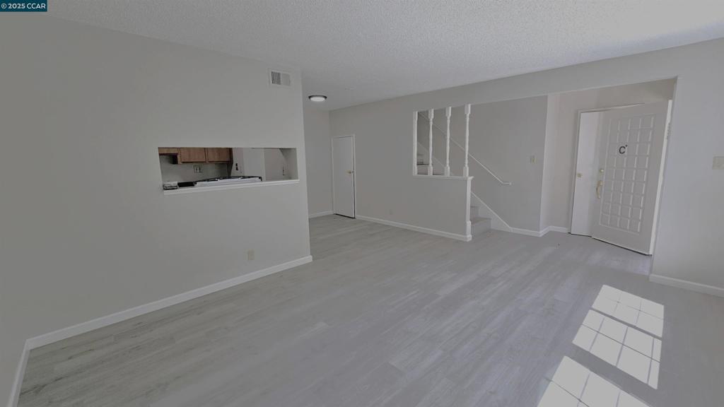 1446 Del Rio Circle Concord, CA 94518 - Photo 6 of 20