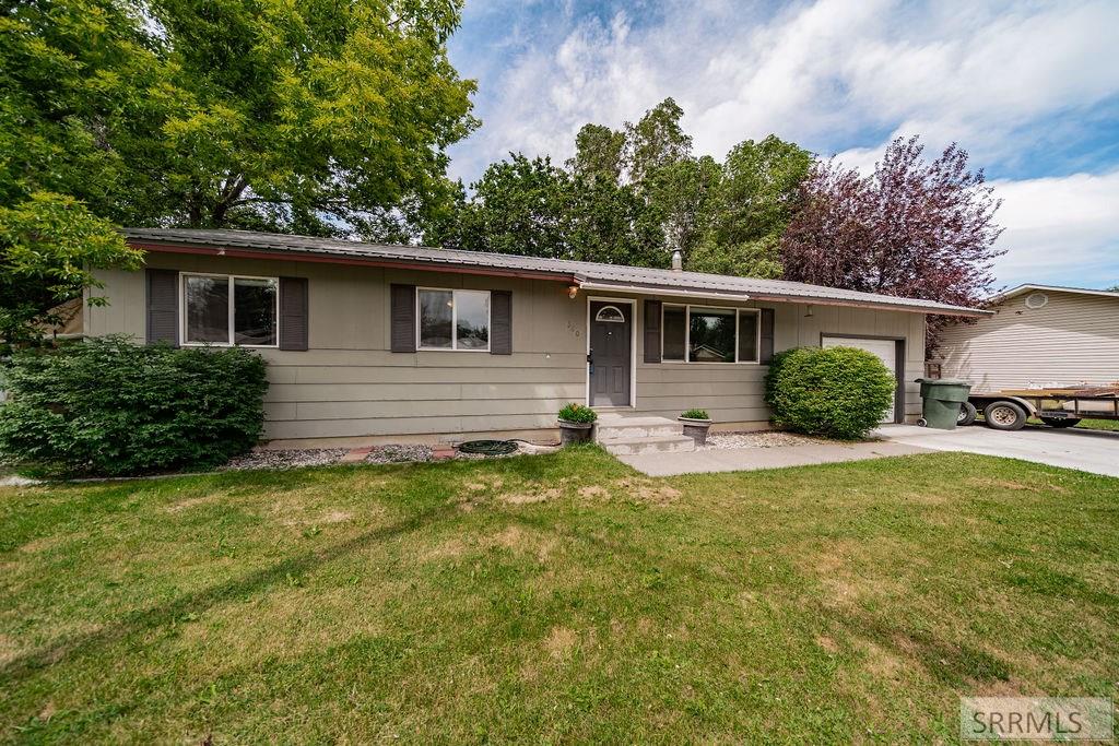 360 Summers Street Rigby, ID 83442 - Photo 3 of 40