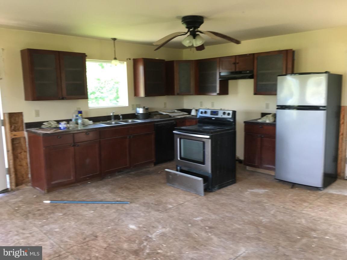 5950 Hallowing Point Road Prince Frederick, MD 20678 - Photo 4 of 9 Current view- but can be gleaming again w some TLC