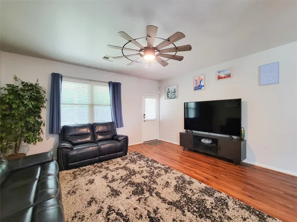 $2,500 | 11502 Stonepine Meadow Court, Tomball, TX 77375