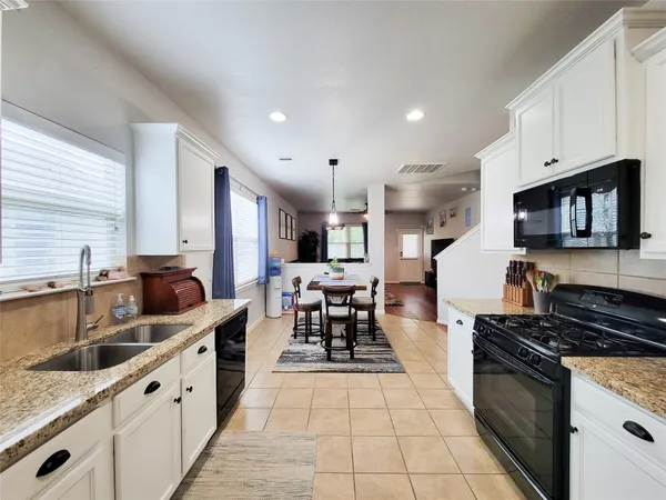 $2,500 | 11502 Stonepine Meadow Court, Tomball, TX 77375