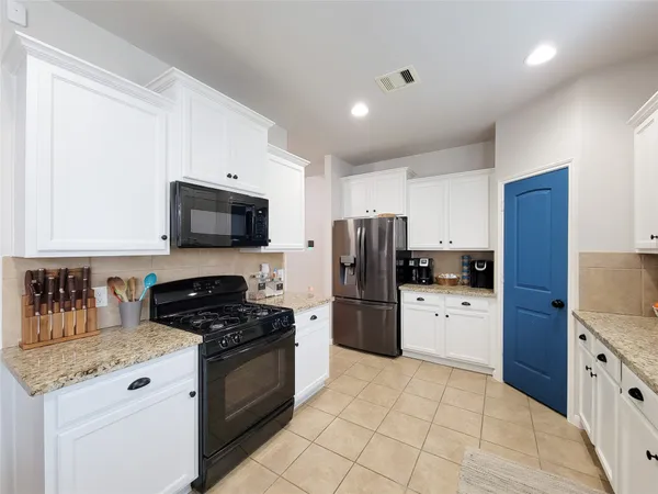 $2,500 | 11502 Stonepine Meadow Court, Tomball, TX 77375