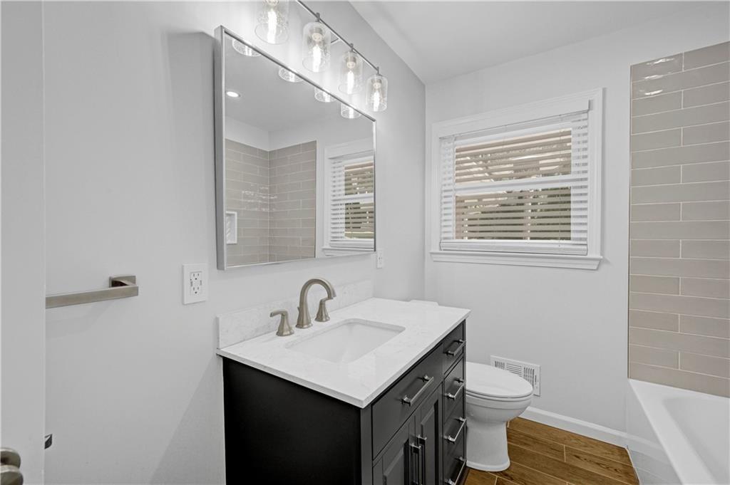 2127 Desmond Drive Decatur, GA 30033 - Photo 10 of 28 Gallery Image 10