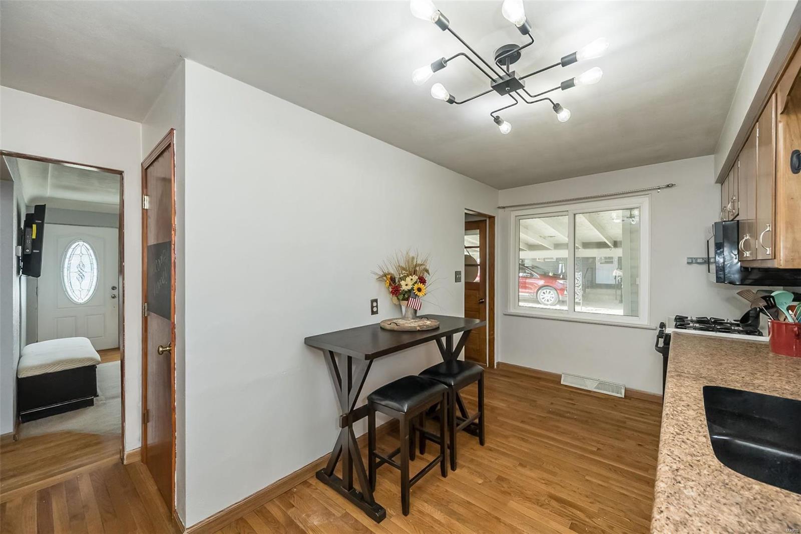 506 Mobile Street Waterloo, IL 62298 - Photo 11 of 38 Gallery Image 11