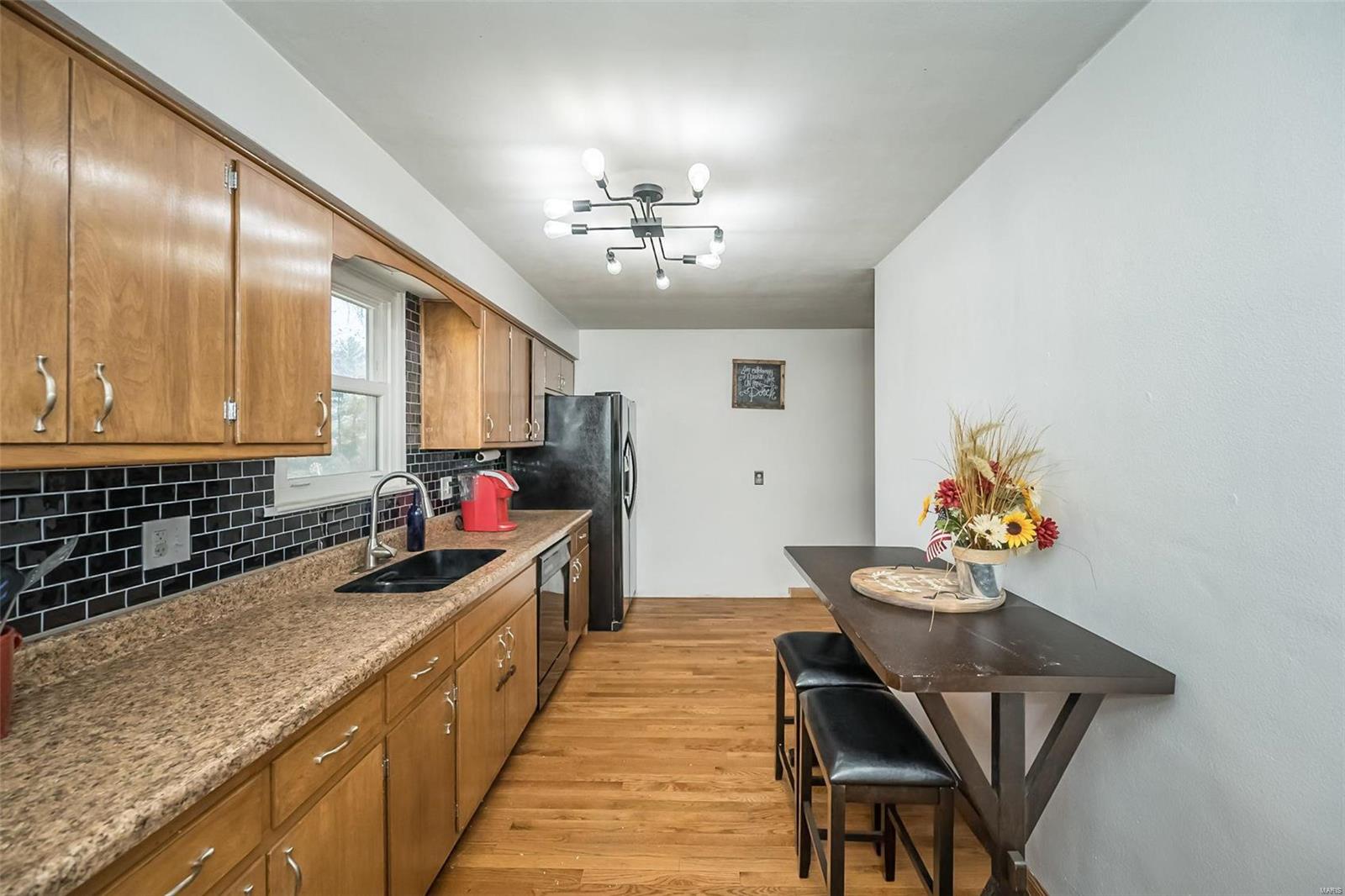 506 Mobile Street Waterloo, IL 62298 - Photo 13 of 38 Gallery Image 13