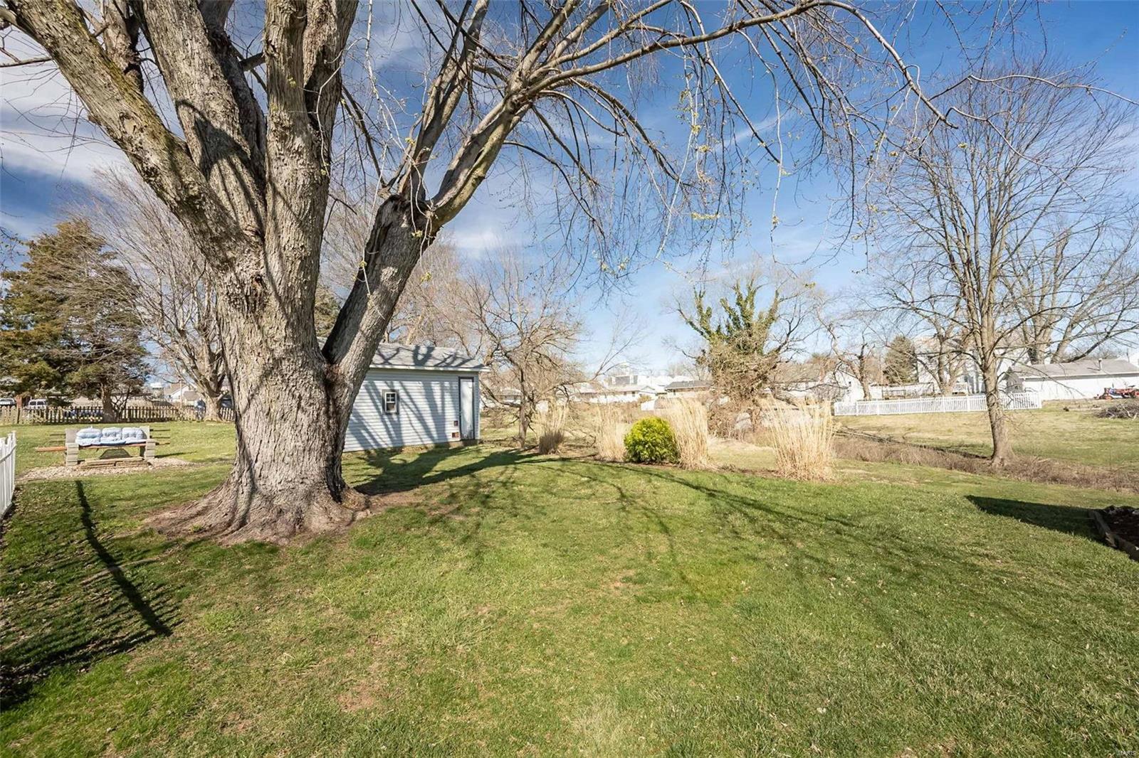 506 Mobile Street Waterloo, IL 62298 - Photo 34 of 38 Gallery Image 34