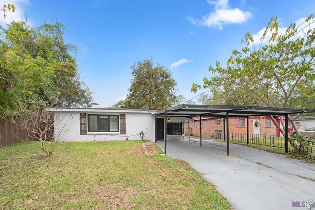 $215,000 | 3845 Plum Broque Drive, Baton Rouge, LA 70808