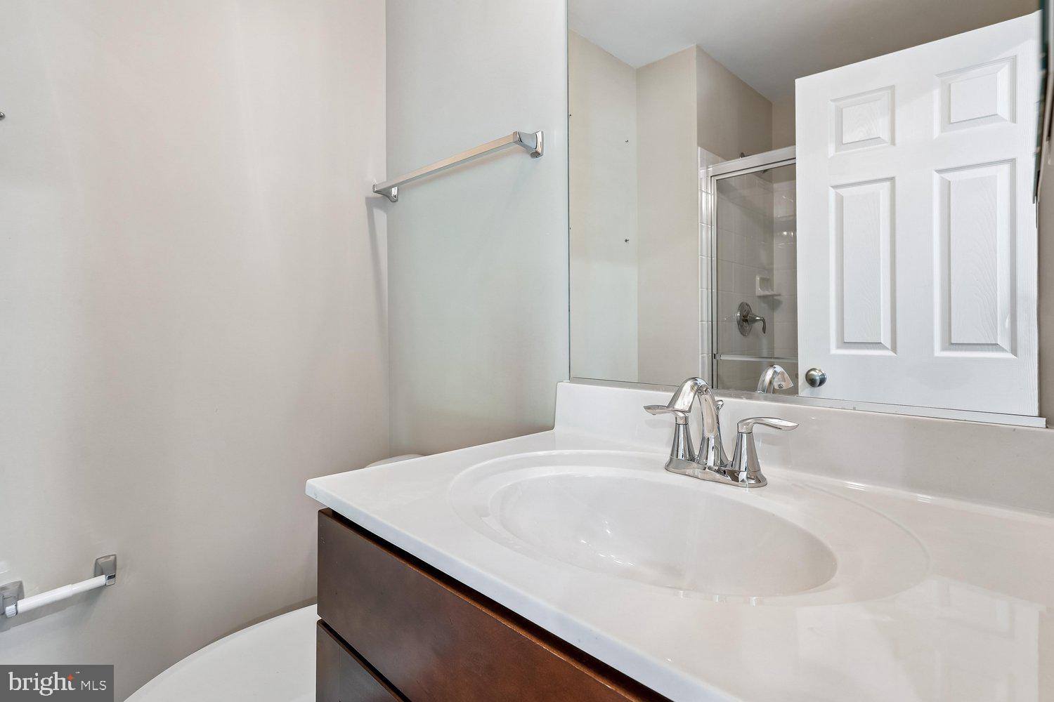 14010 Fox Hill Road Sparks Glencoe, MD 21152 - Photo 48 of 57 Full bath on the first level