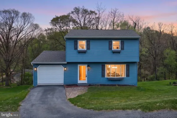 $284,900 | 180 Sugar Maple Drive, Etters, PA 17319