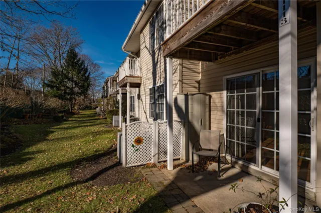 $4,000 | 1113 Savoy Drive, Melville, NY 11747