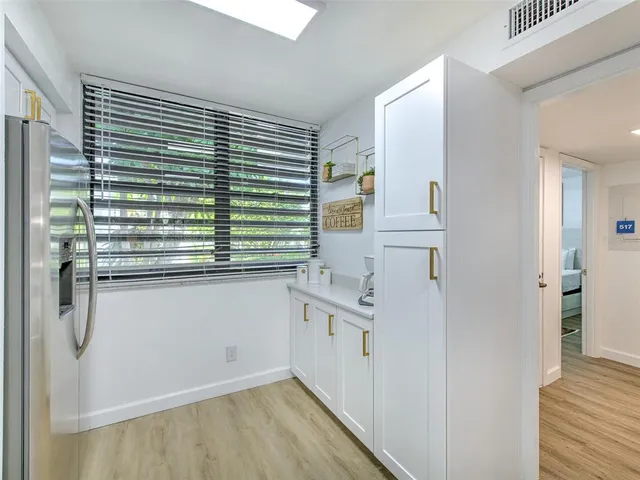 $9,500 | 517 Bayport Way, Unit 517, Longboat Key, FL 34228