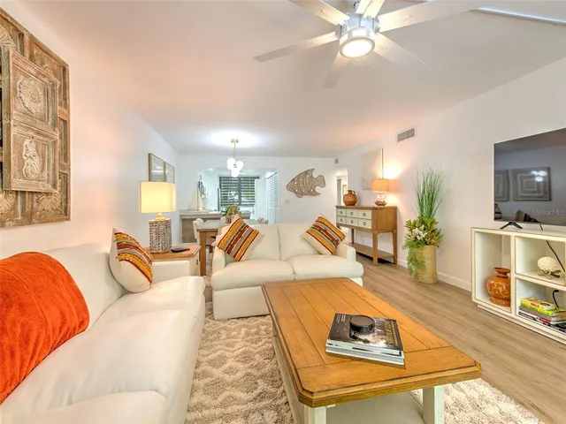 $9,500 | 517 Bayport Way, Unit 517, Longboat Key, FL 34228