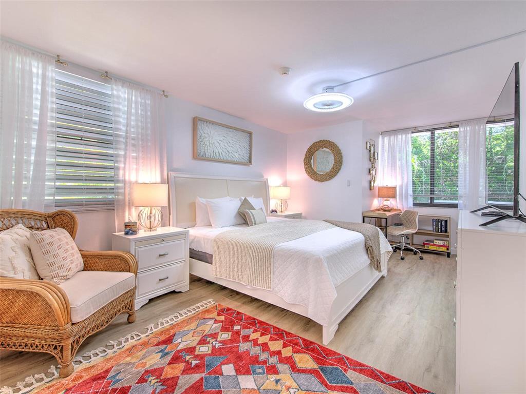 517 Bayport Way, Unit 517 Longboat Key, FL 34228 - Photo 22 of 54