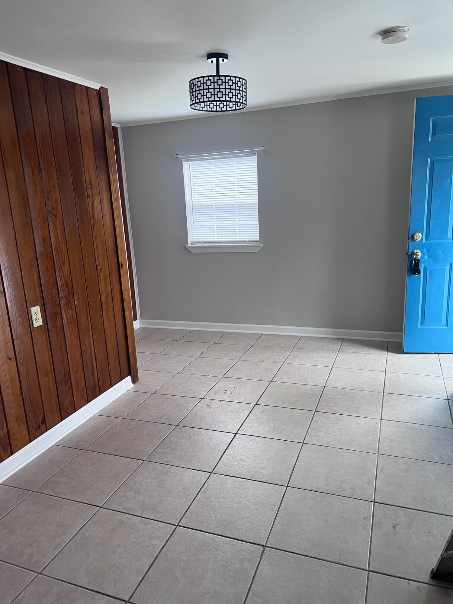 351 Alabama Street Crestview, FL 32536 - Photo 7 of 9 a view of a livingroom with a window