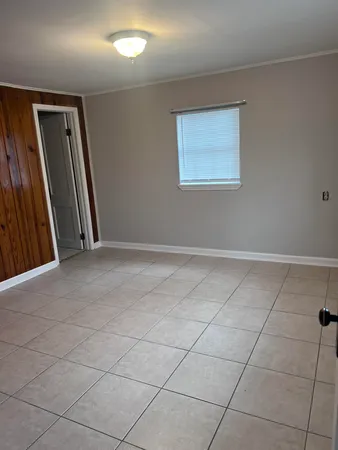 $950 | 351 Alabama Street, Crestview, FL 32536