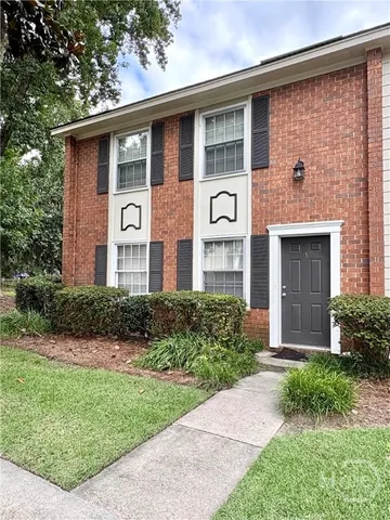 $1,995 | 455 Mall Boulevard, Unit 13, Savannah, GA 31406