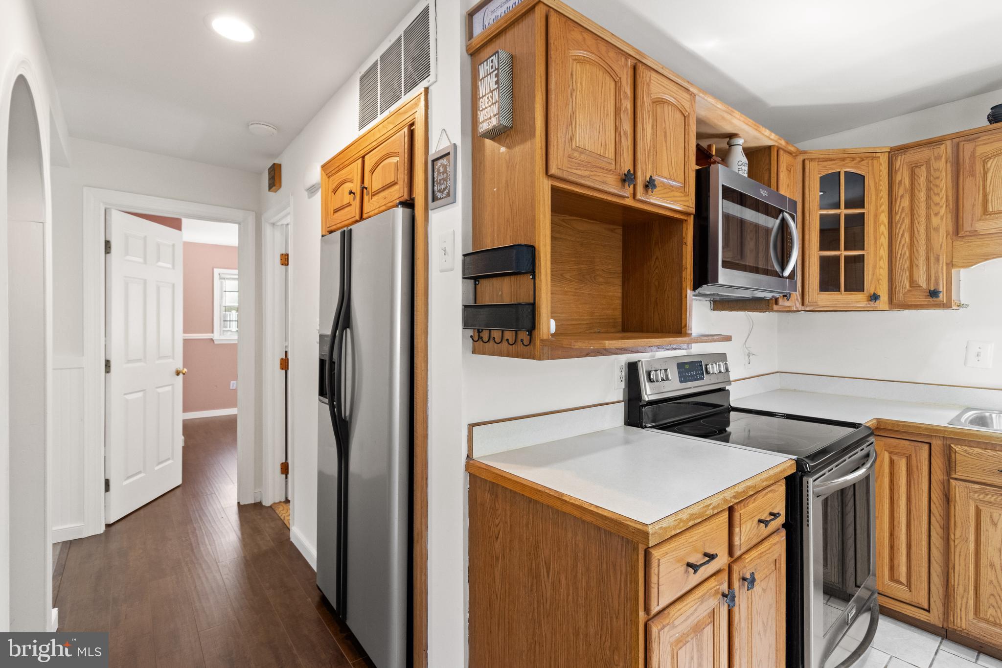 13303 Kenny Road Woodbridge, VA 22193 - Photo 17 of 57 Gallery Image 17